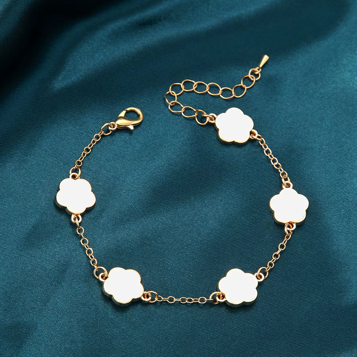 Hot Selling New Plant Clover Adjustable Bracelet for Women Gold Plated Single Sided Five Leaf Flower Charm Bracelet Jewelry Gift