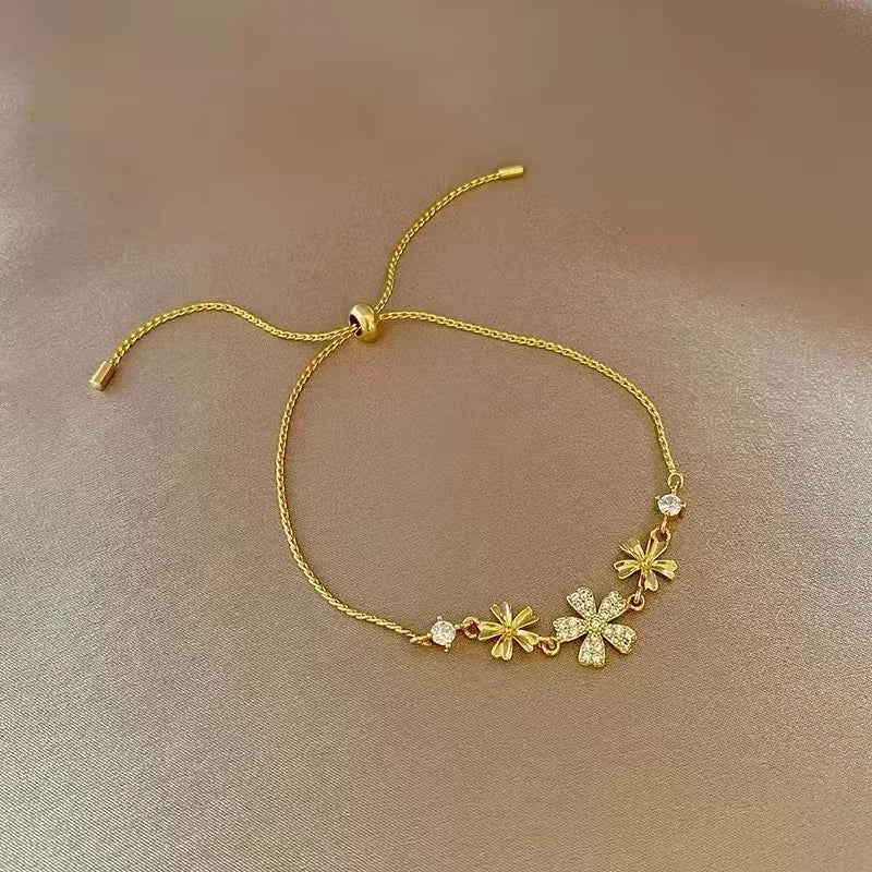 Hot Selling New Plant Clover Adjustable Bracelet for Women Gold Plated Single Sided Five Leaf Flower Charm Bracelet Jewelry Gift